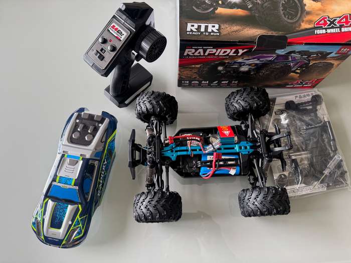 SCY 16101 Monster Truck/Buggy Brushed version 2.4 GHz controller - BRAND NEW
