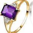 Attractive Amethyst & Diamonds Ring in 10ct Yellow Gold