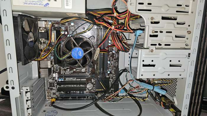 Gigabyte PC G4400