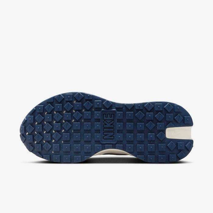 Nike Women's Phoenix Waffle FD2196 101