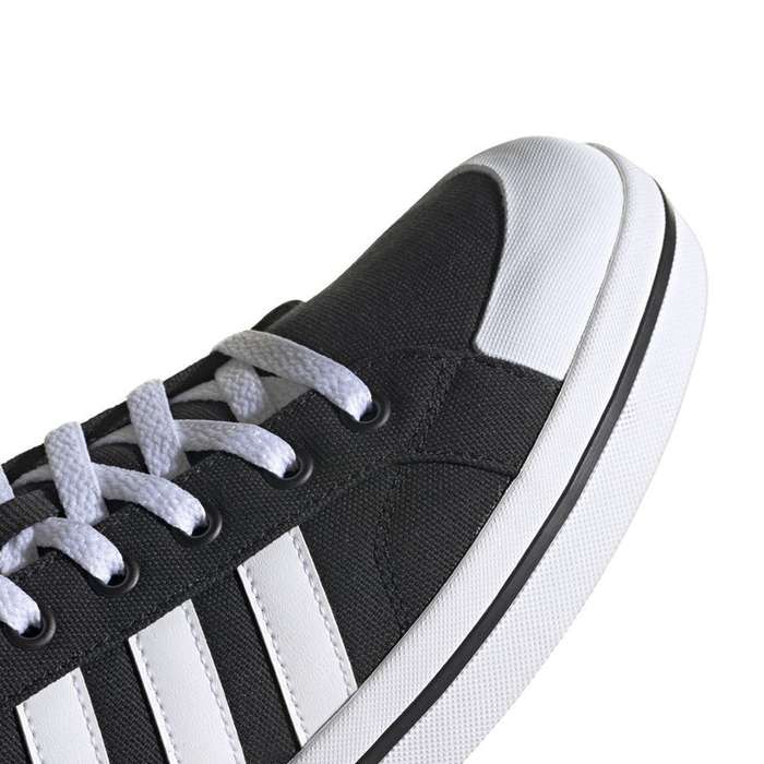 adidas Men`s BRAVADA Core Black/ White FV8085 Size UK 11 (SA 11)