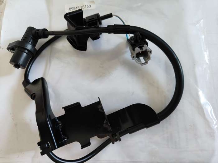 Toyota  Hiace Abs Wheel Speed Sensor  89543-26150 Left Front