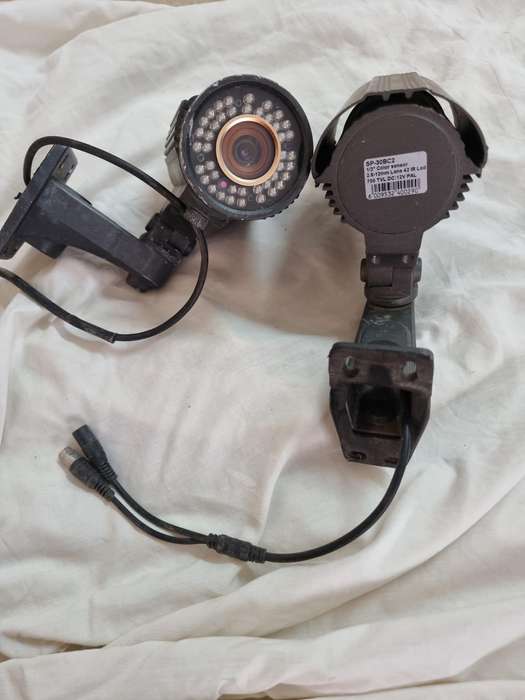 mixed lot of cctv cameras