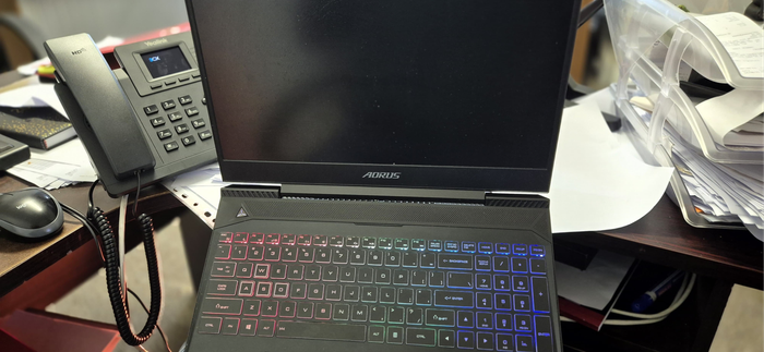  Gigabyte AORUS i7 GTX Laptop 