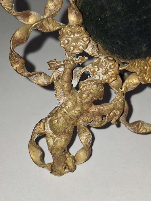 Antique pocket watch display stand