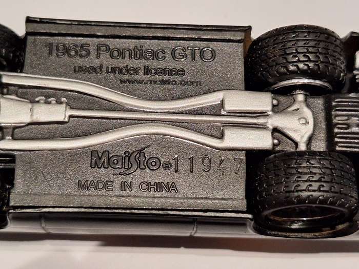 Maisto 1965 Pontiac GTO