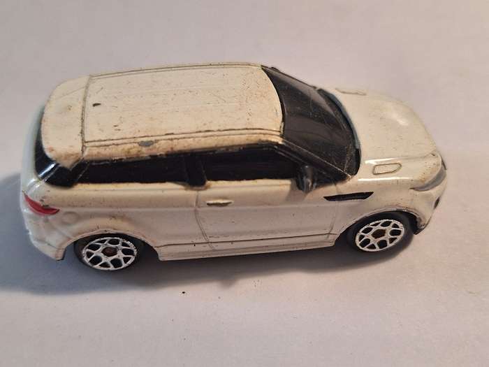 RMZ City Range Rover