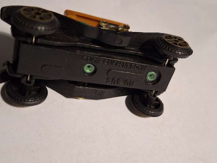 Model of vintage car made in Hong Kong