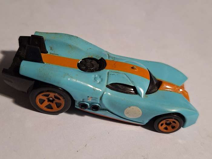Hot Wheels Prototype H-24 scale 1/64