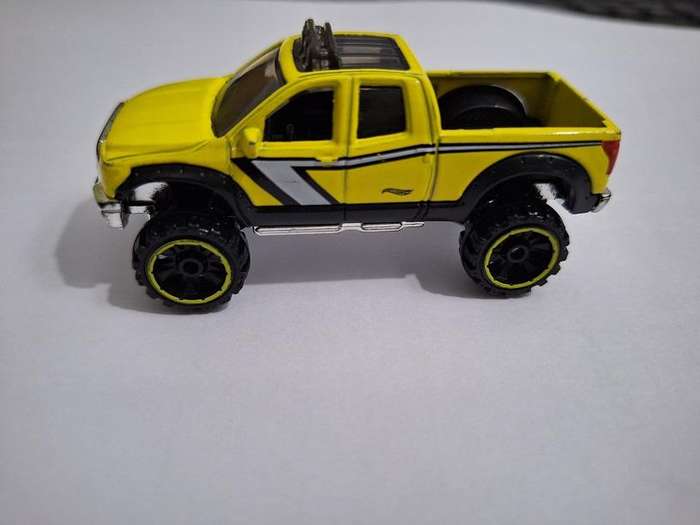 Hot Wheels Toyota Tundra