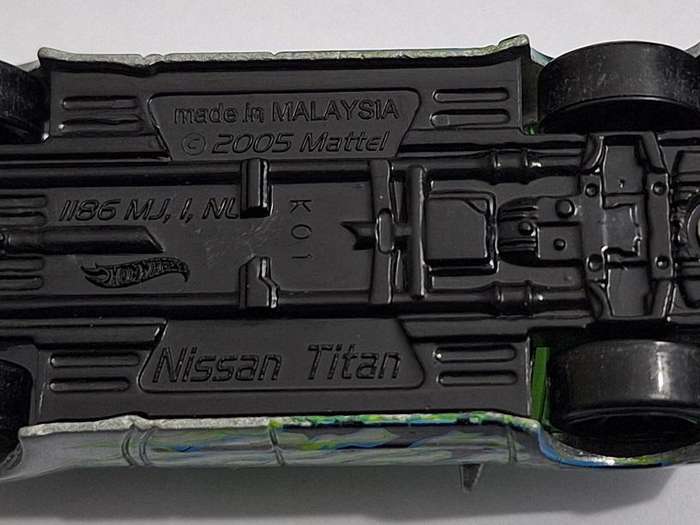 Hot Wheels Nissan Titan