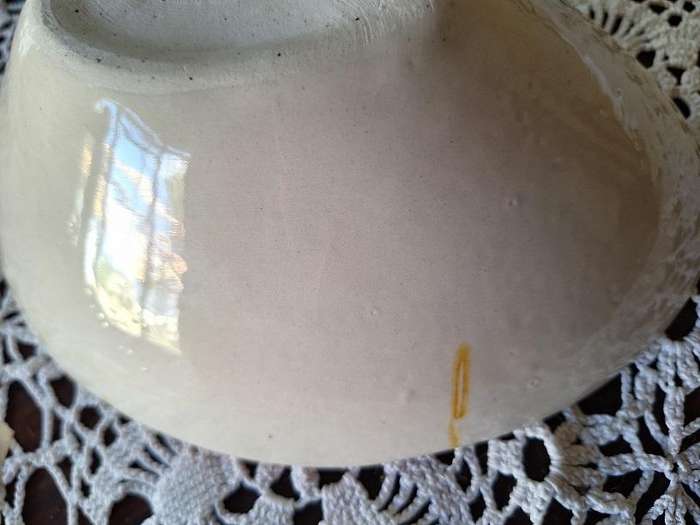 Unique pottery/ceramic bowl