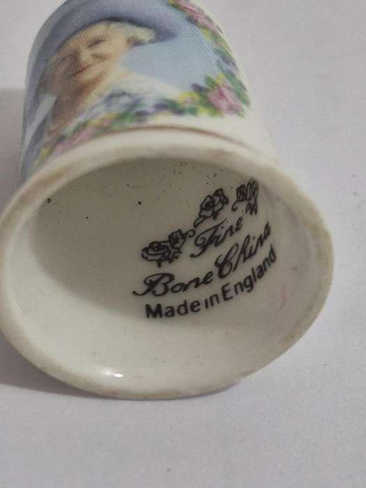 Queen Mother 100 year birthday thimble