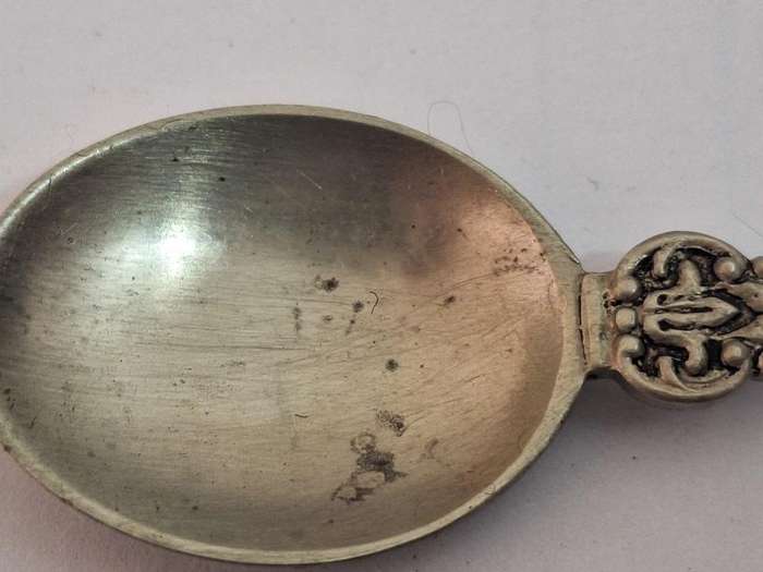 Vintage silver plated delft collectors teaspoon