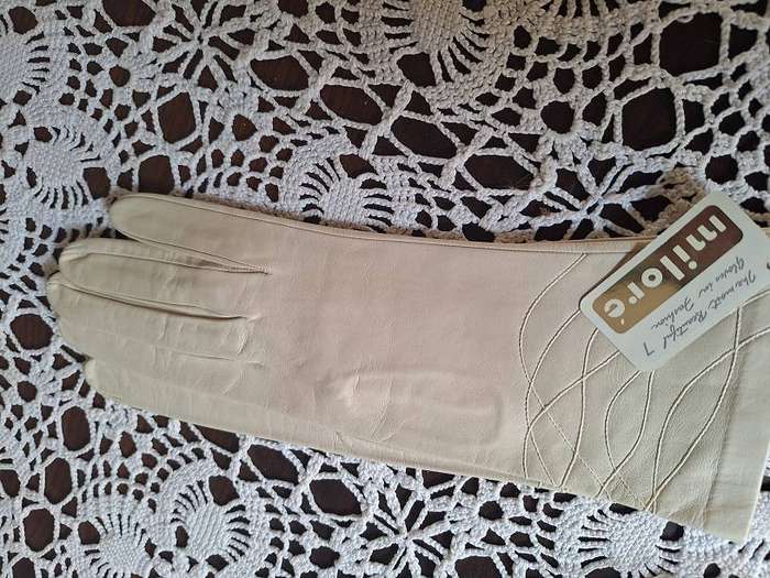 Vintage Milore leather gloves