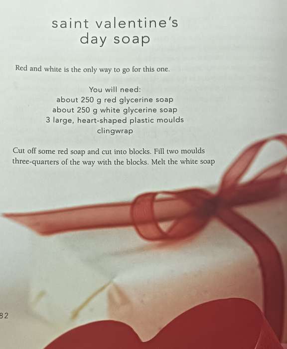 Soap - The Art of Glycerine Soapcrafting - Jo-ann Bannister - Softcover - 96 pages