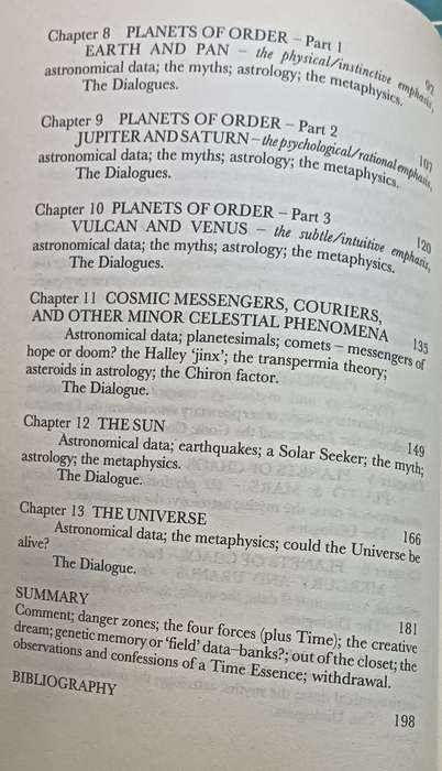 Cosmic Connections - Murry Hope - Softcover - 107 pages