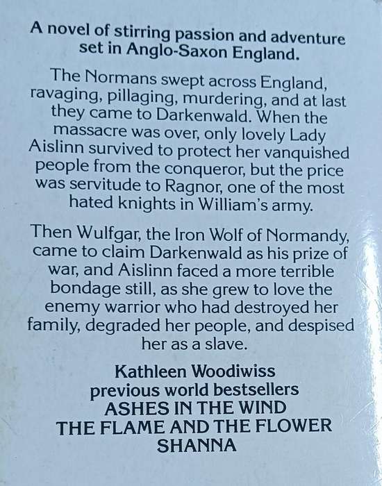 The Wolf and the Dove - Kathleen Woodiwiss - Softcover - 508 pages