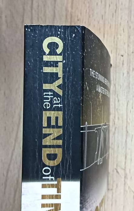The City at the Edge of Time - Greg Bear - Softcover - 467 pages