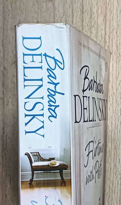 Flirting with Pete - Barbara Delinsky  - Softcover - 487 pages