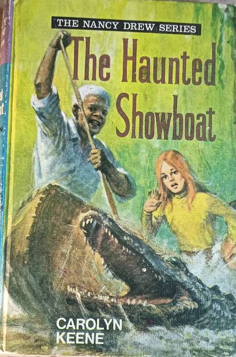 The Haunted Showboat - Carolyn Keene  - Hardcover - 200 pages