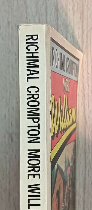 More William - Richmal Crompton  - Softcover - 210 pages