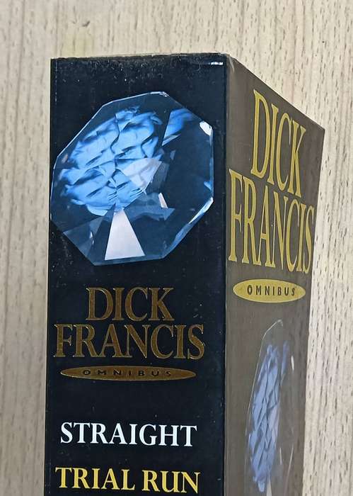 Straight & Trial Run - Dick Francis  - Softcover - 425 & 336 pages