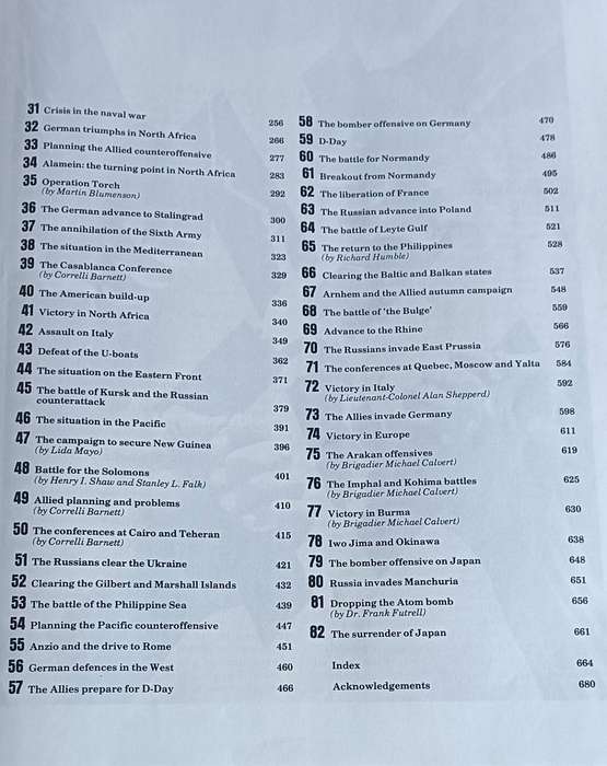 World War 11 - Lt-Colonel E. Bauer - Hardcover - 680 pages - Large Heavy Book +_ 3 Kg
