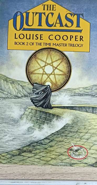 The Outcast - Louise Cooper - Softcover - 301 pages