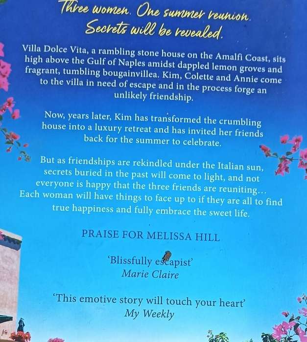 The Summer Villa - Melissa Hill- Softcover - 377 pages