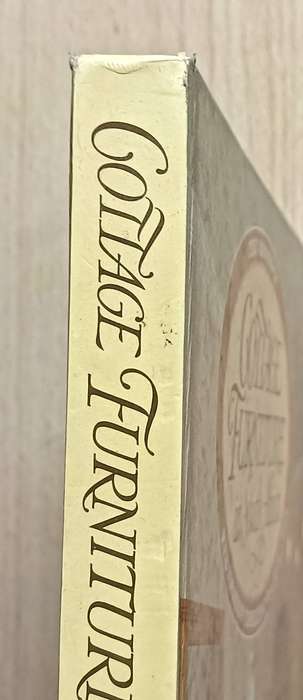 Cottage Furniture in South Africa - John Kench - Hardcover - 172 pages