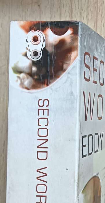 Second World - Eddy Shah - Softcover - 599 pages
