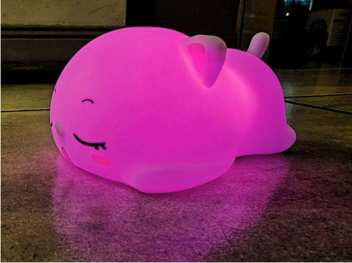 Cute Sleeping Cat - White Silicone Desk Lamp