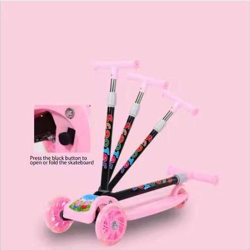 Foldable Folding Kids Kick Pedal Scooter for Kids 3 Wheel With Rubber Wheels Light