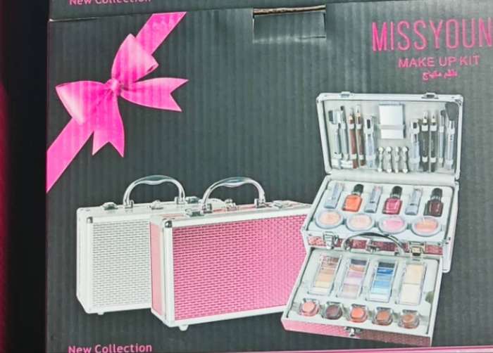 Miss Young Makeup Gift Set Collection, Makeup Kit