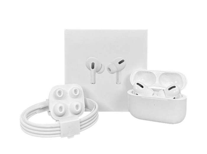 Air Pods - 1st First Gen - Full Set