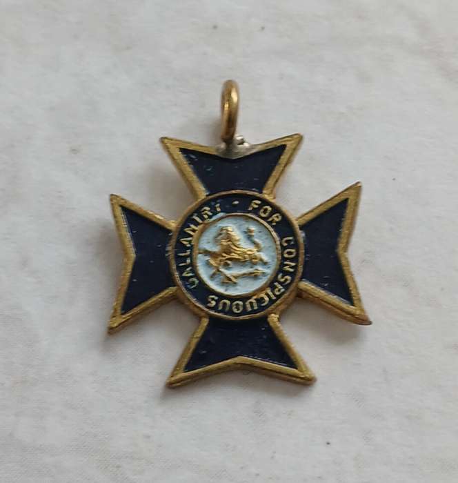 RHODESIA POLICE CONSPICUOUS GALLANTRY CROSS MEDAL - miniature - reproduction