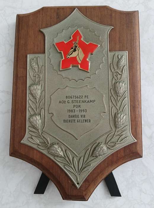 Plaque 1983 - 1993