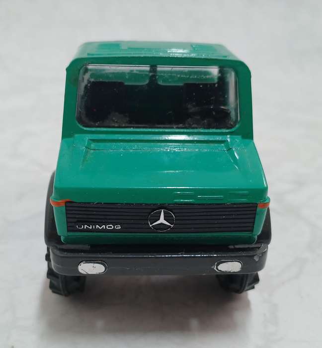 Unimog MB Die Cast Model