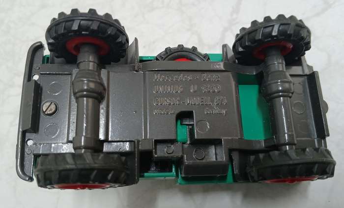 Unimog MB Die Cast Model