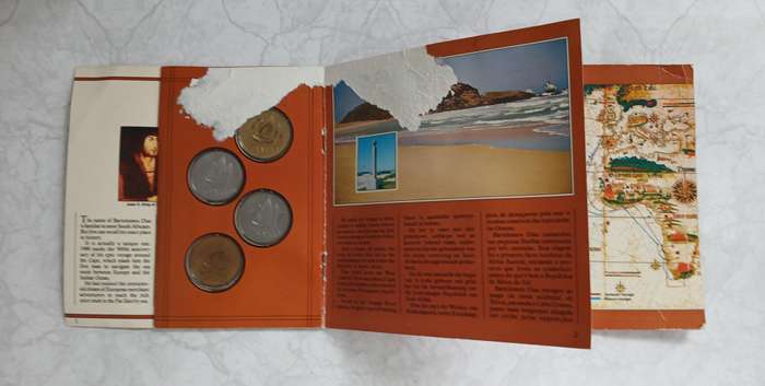 Dias 88 Medallions