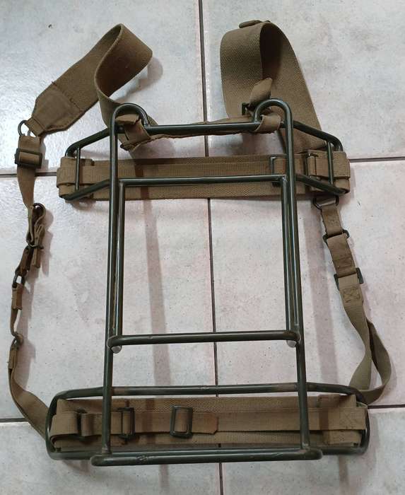 Radio Backpack Frame, almost mint.