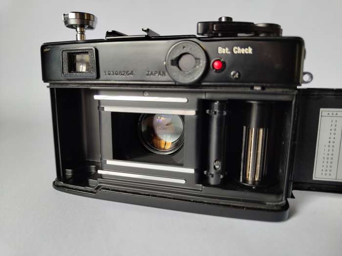 Yashica Electro 35 CC