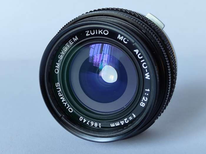 Olympus Zuiko 24mm f2.8