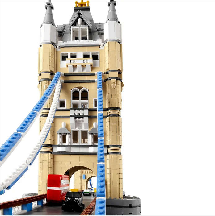 LEGO 10214 Tower Bridge (Discontinued by Manufacturer 2010) Collectors Grail