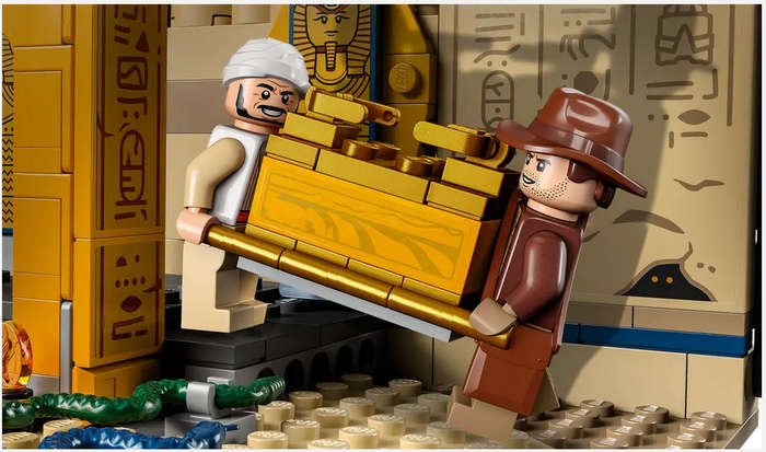 LEGO 77013 Indiana Jones Escape from The Tomb (Ultra-rare find)