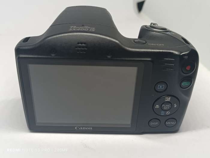 Canon POWERSHOT SX400iS - 16MP - 30x Zoom - Digital Camera