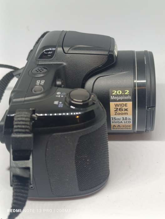 Nikon Coolpix L330 - 20.2MP - 26x Zoom - Digital Bridge Camera