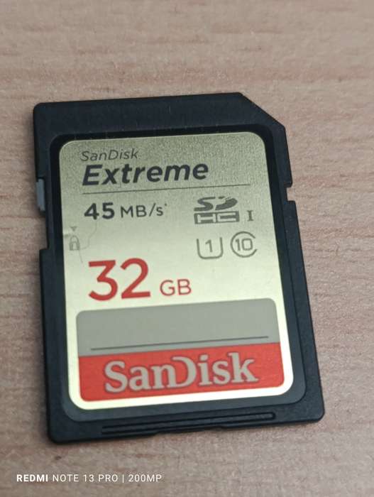 SanDisk Extreme 32GB 45mb/s SDHC