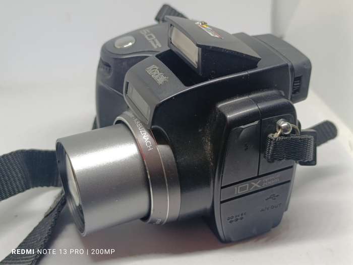 Kodak Easyshare Z7590 - No charger